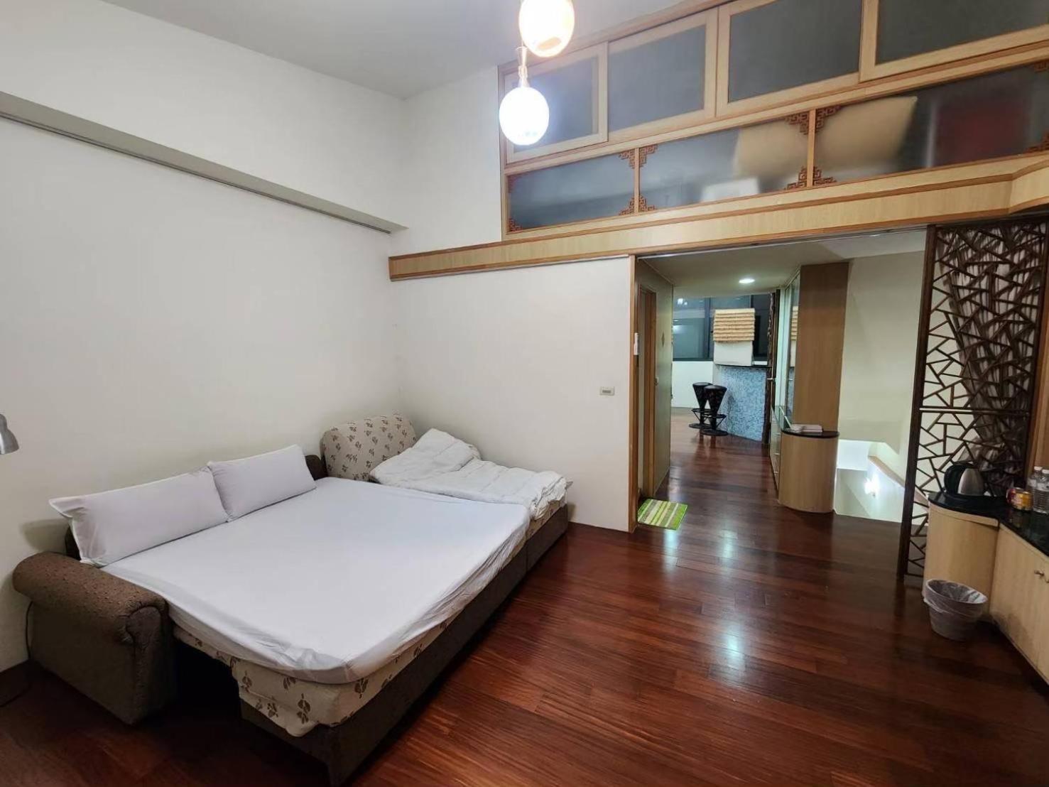 Miaoli Sanyi Travelling Homestay מראה חיצוני תמונה